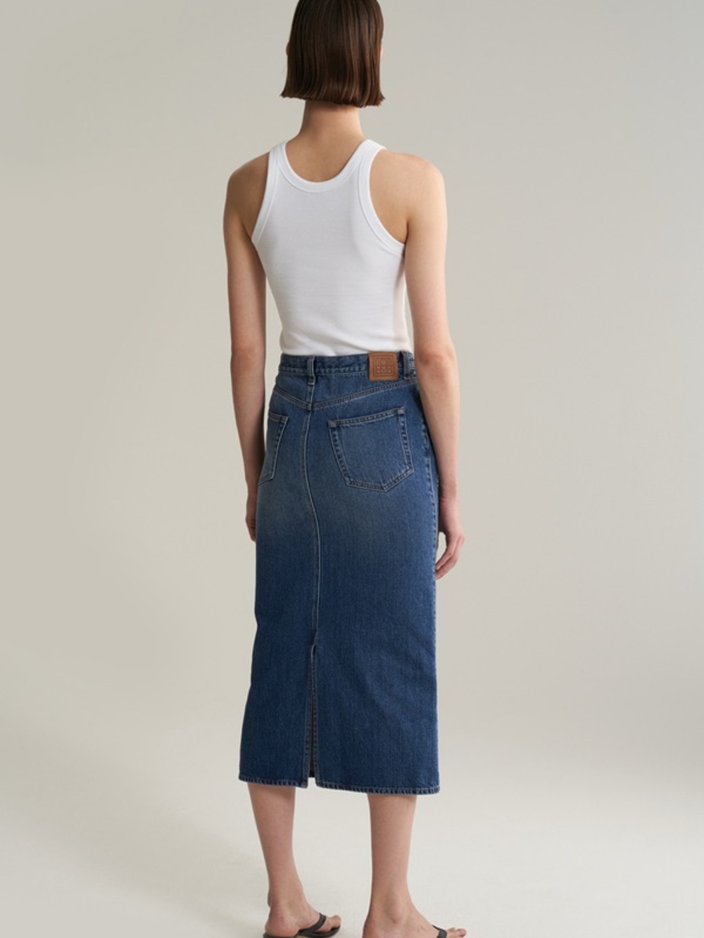 Toteme Blue Denim Bitti Skirt Midi Fitted Jean Skirt Fall Luxury Size Small - Picture 2 of 9